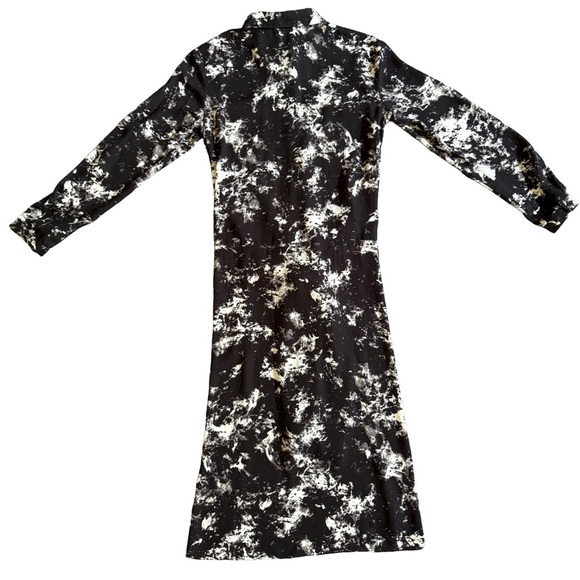 GUESS BLACK AND WHITE MARBLE PRINT TIE FRONT BUTTON DOWN BLOUSE SIZE XS - Picture 7 of 12